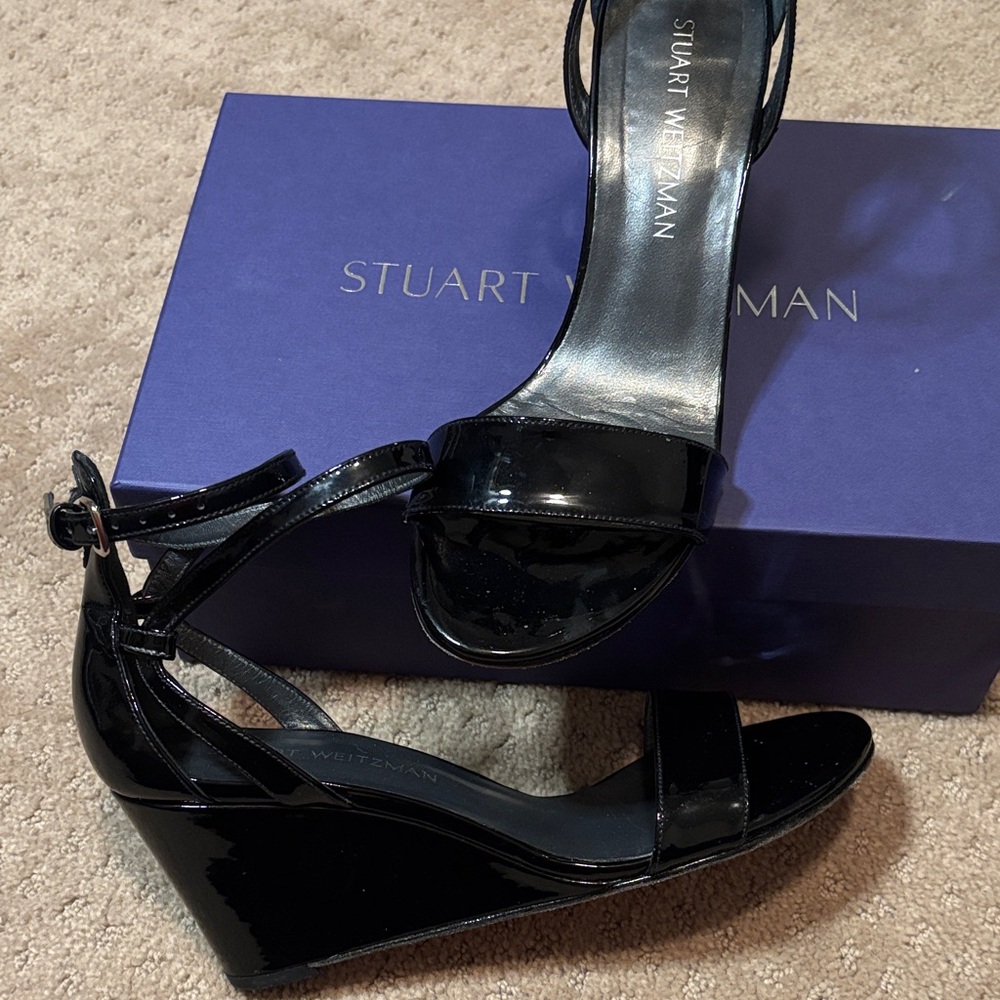 EUC Stuart Weitzman Glossy Black Wedge Heels